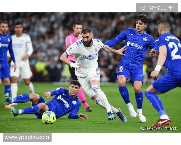 俄罗斯足球明星对决精彩纷呈展现足球魅力与激情的盛宴